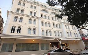 Royal Reve Hotel